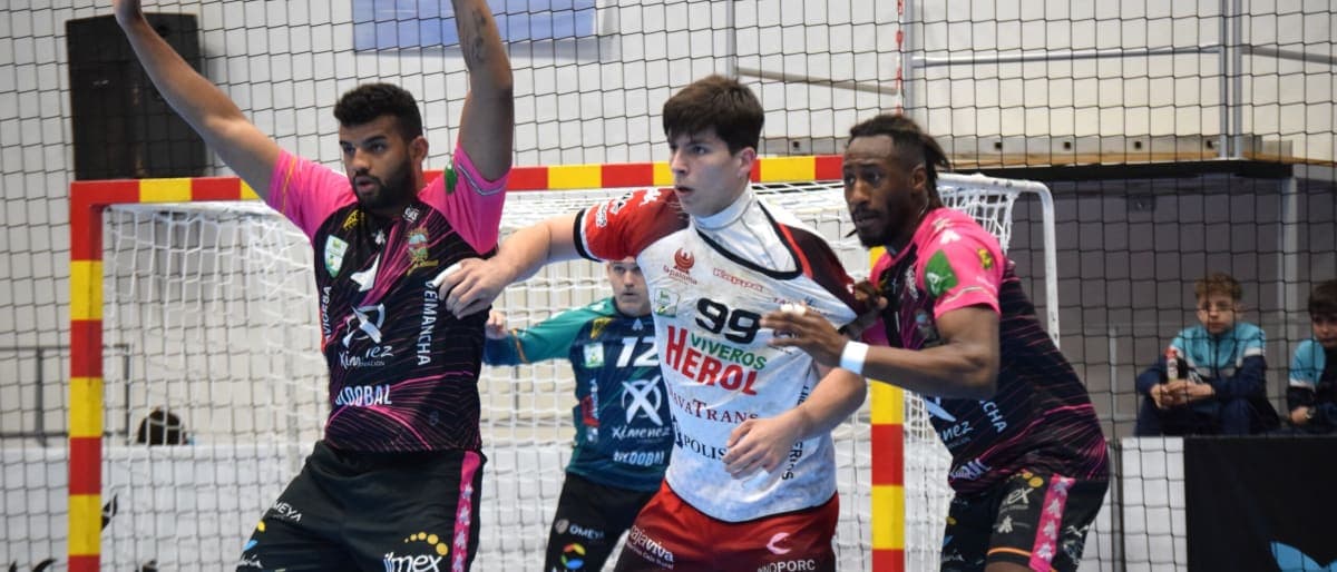 LIGA PLENITUDE: Nava también se llevó los puntos del Alcalde Miguel Salas (28-32)