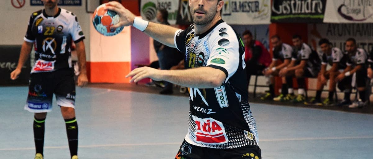 COMUNICADO OFICIAL: Renovación de Juan Castro