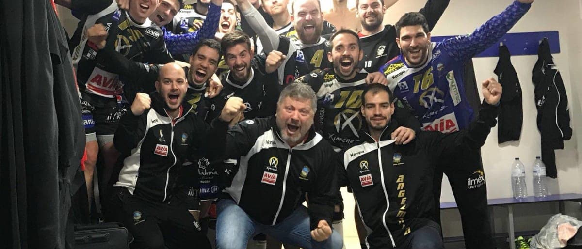 Trabajada victoria ante Puerto Sagunto (27-28)