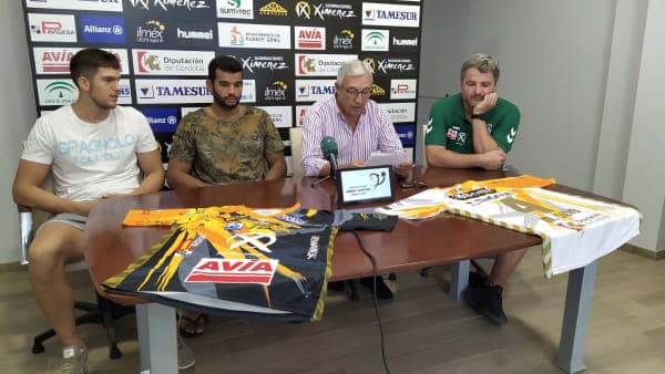 CRÓNICA DEL ACTO: Presentación de los jugadores David Estepa y Márcio Silva